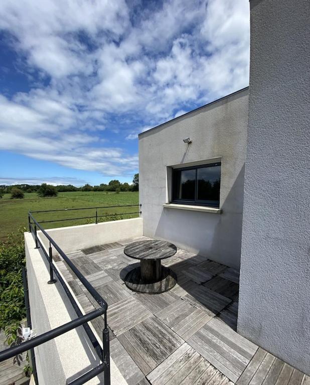Maison Moderne Avec Piscine Chauffee Dans La Baie Du Mont St Michel 200M2 Yquelon Exteriör bild